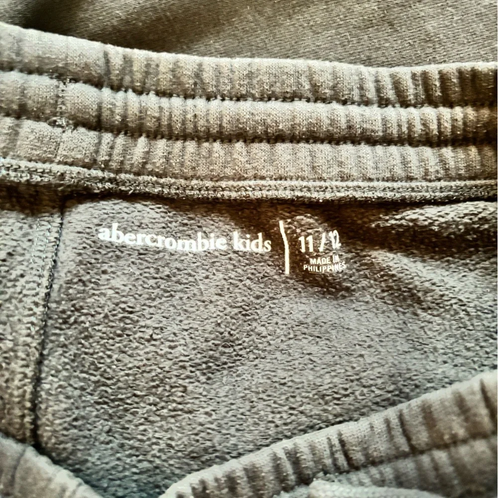 Abercrombie Kids Dark Gray Logo Jogger Sweatpants Unisex Size 11/12